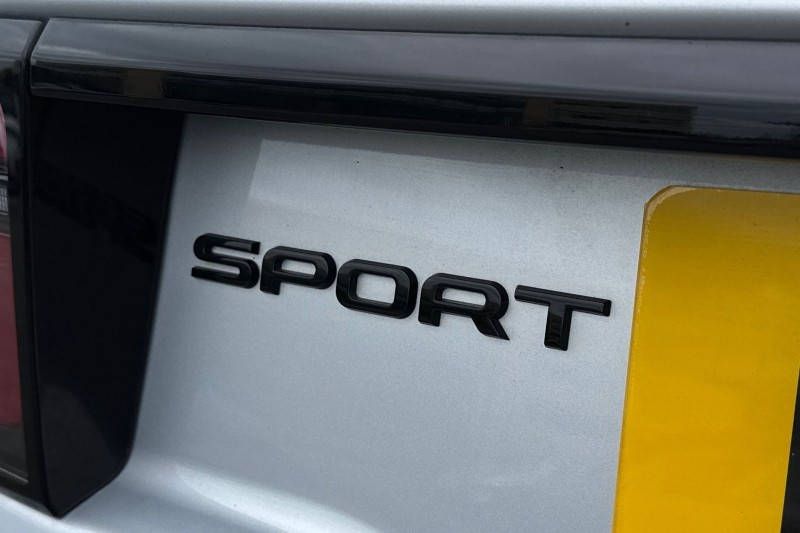 2025 (75) LAND ROVER DISCOVERY SPORT 2.0 D200 Dynamic SE 5dr Auto [5 Seat] 5270861