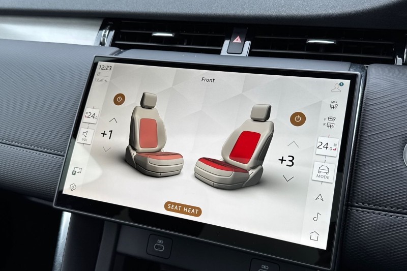 2025 (75) LAND ROVER DISCOVERY SPORT 2.0 D200 Dynamic SE 5dr Auto [5 Seat] 5270848