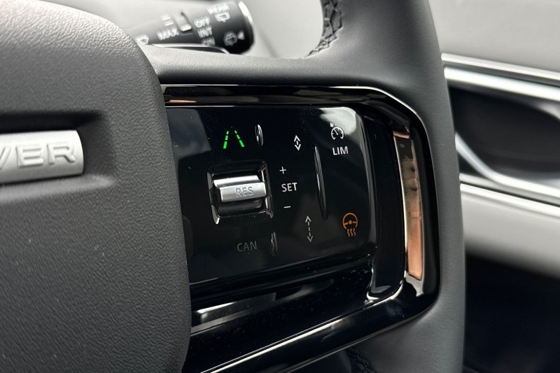 2025 (75) LAND ROVER RANGE ROVER VELAR 2.0 D200 MHEV Dynamic SE 5dr Auto 5272846