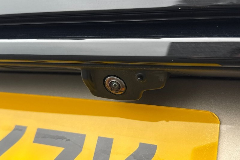 2025 (75) LAND ROVER RANGE ROVER VELAR 2.0 D200 MHEV Dynamic SE 5dr Auto 5272861