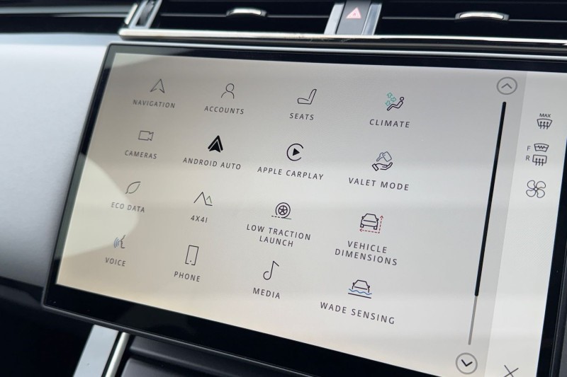 2025 (75) LAND ROVER RANGE ROVER VELAR 2.0 D200 MHEV Dynamic SE 5dr Auto 5272850