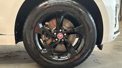 2021 (71) JAGUAR F-PACE 2.0 D200 R-Dynamic S 5dr Auto AWD 4767614