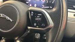 2021 (71) JAGUAR F-PACE 2.0 D200 R-Dynamic S 5dr Auto AWD 4767633