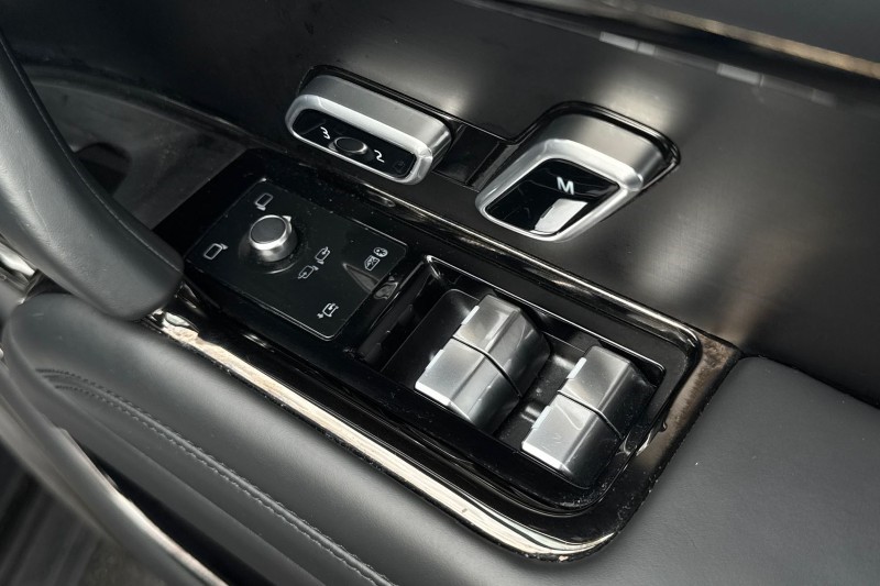 2022 (72) LAND ROVER RANGE ROVER 4.4 P530 V8 SV 4dr Auto 4810863