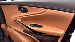 2021 (71) ASTON MARTIN DBX V8 550 5dr Touchtronic 4791242