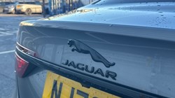 2023 (73) JAGUAR XF 2.0 P250 R-Dynamic SE Black 4dr Auto 4805972