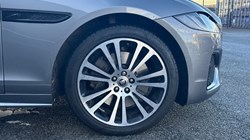 2023 (73) JAGUAR XF 2.0 P250 R-Dynamic SE Black 4dr Auto 4805943