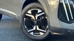 2023 (73) PEUGEOT 2008 1.2 PureTech 130 Allure 5dr 4804744
