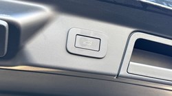 2024 (24) LAND ROVER RANGE ROVER VELAR 2.0 P400e Dynamic HSE 5dr Auto 4838615