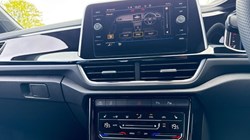 VOLKSWAGEN T-ROC 2.0 TDI 150 EVO R-Line 5dr DSG 5406672