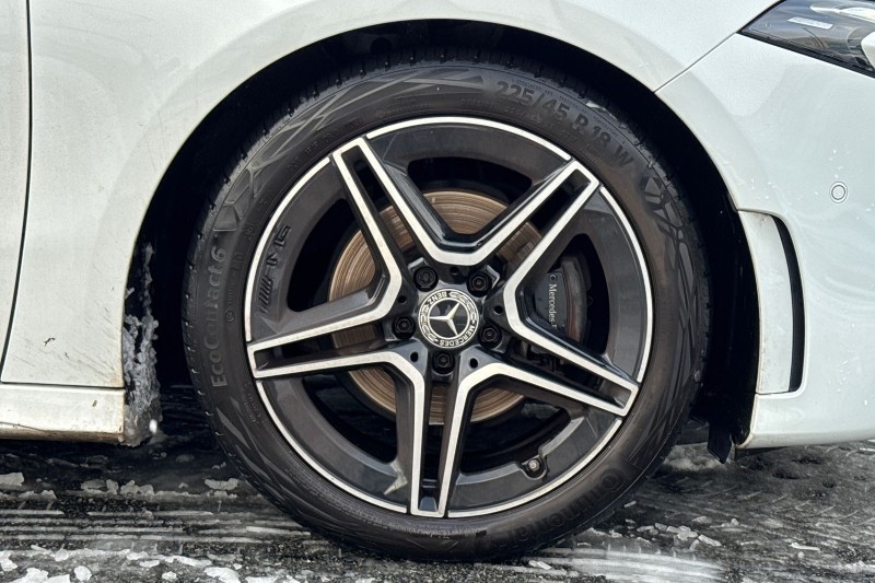 2023 (72) MERCEDES-BENZ A CLASS A200 AMG Line Executive 4dr Auto 4821347