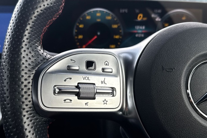 2023 (72) MERCEDES-BENZ A CLASS A200 AMG Line Executive 4dr Auto 4821365