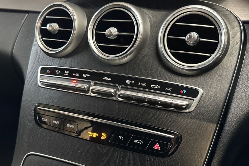 2019 (19) MERCEDES-BENZ C CLASS C200 AMG Line Premium 2dr 9G-Tronic 4806717