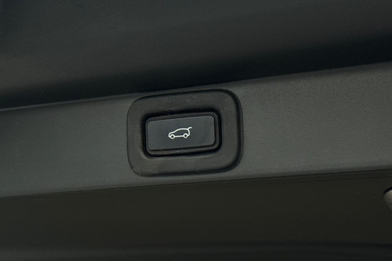 2022 (22) LAND ROVER RANGE ROVER 4.4 P530 V8 First Edition 4dr Auto 4907936