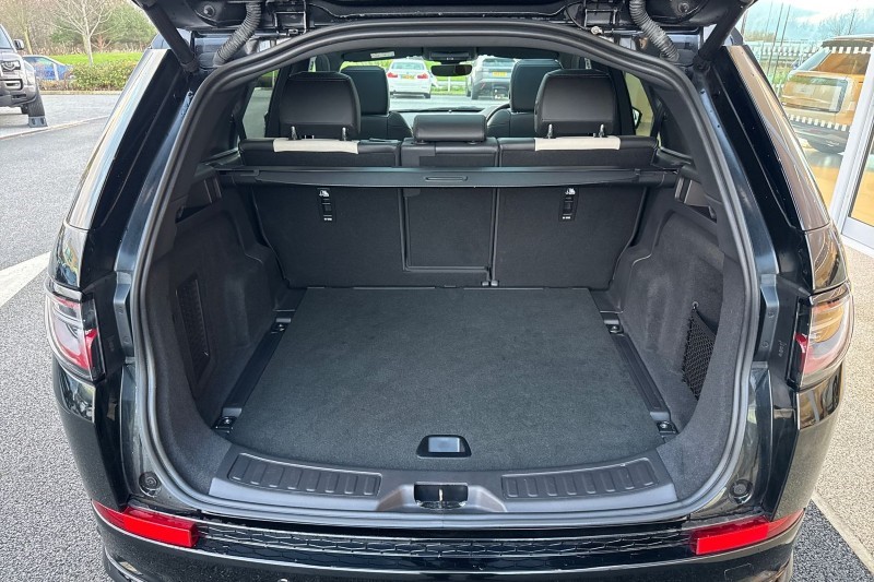 2024 (73) LAND ROVER DISCOVERY SPORT 1.5 P300e Dynamic HSE 5dr Auto [5 Seat] 4885500