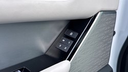 2021 (71) LAND ROVER RANGE ROVER VELAR 2.0 P250 R-Dynamic HSE 5dr Auto 4843451