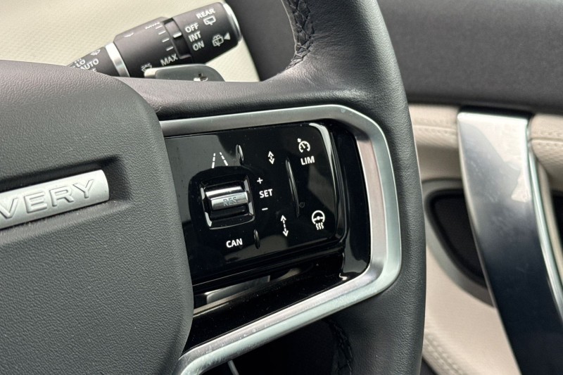 2022 (72) LAND ROVER DISCOVERY SPORT 1.5 P300e R-Dynamic SE 5dr Auto [5 Seat] 4816163