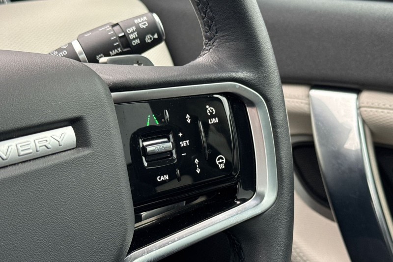 2022 (72) LAND ROVER DISCOVERY SPORT 1.5 P300e R-Dynamic SE 5dr Auto [5 Seat] 4816185