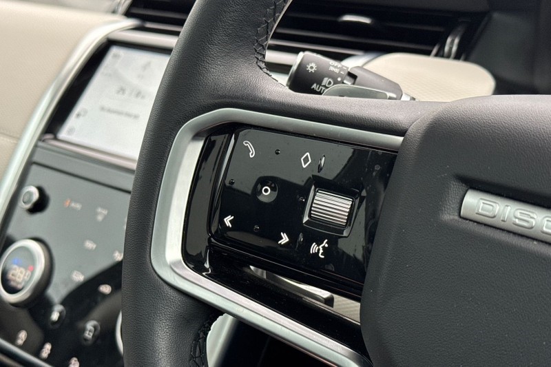 2022 (72) LAND ROVER DISCOVERY SPORT 1.5 P300e R-Dynamic SE 5dr Auto [5 Seat] 4816162