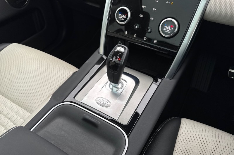 2022 (72) LAND ROVER DISCOVERY SPORT 1.5 P300e R-Dynamic SE 5dr Auto [5 Seat] 4816147