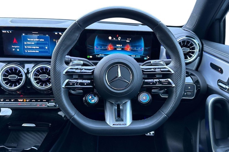 2024 (24) MERCEDES-BENZ A CLASS A35 4Matic Premium Plus 5dr Auto 4807134