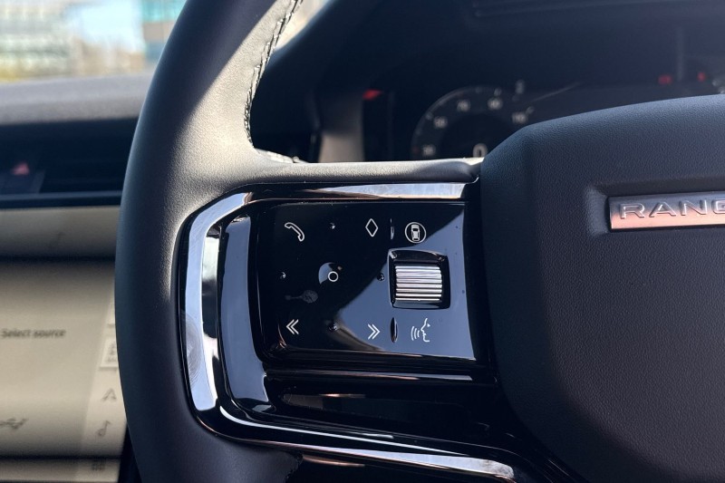 2025 (75) LAND ROVER RANGE ROVER EVOQUE 2.0 D200 Dynamic SE 5dr Auto 5288798