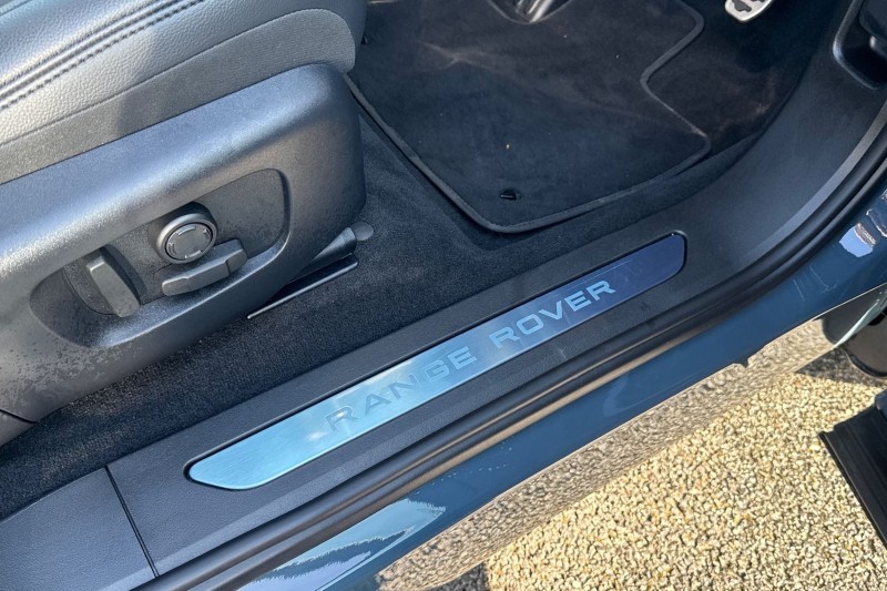 2025 (75) LAND ROVER RANGE ROVER EVOQUE 2.0 D200 Dynamic SE 5dr Auto 5288807