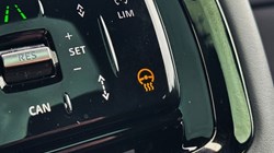 2025 (75) LAND ROVER RANGE ROVER EVOQUE 2.0 D200 Dynamic SE 5dr Auto 5303491