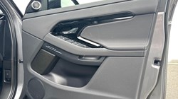 2025 (75) LAND ROVER RANGE ROVER EVOQUE 2.0 D200 Dynamic SE 5dr Auto 5303486