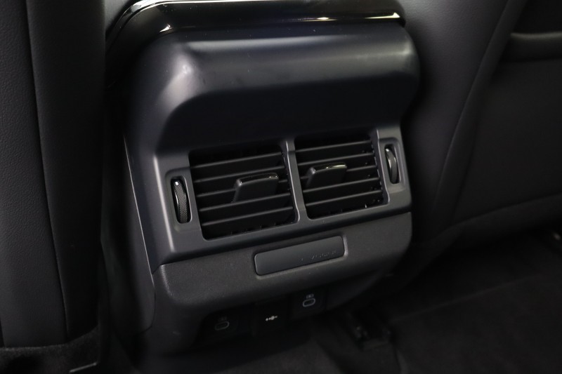 2025 (75) LAND ROVER RANGE ROVER EVOQUE 2.0 D200 Dynamic SE 5dr Auto 5276420