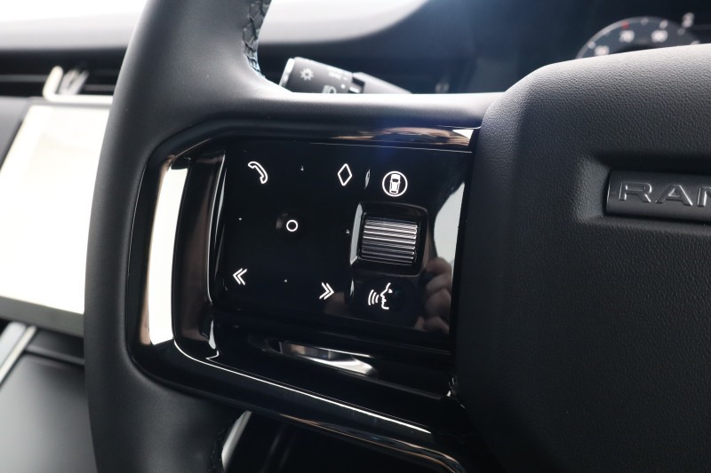 2025 (75) LAND ROVER RANGE ROVER EVOQUE 2.0 D200 Dynamic SE 5dr Auto 5276430