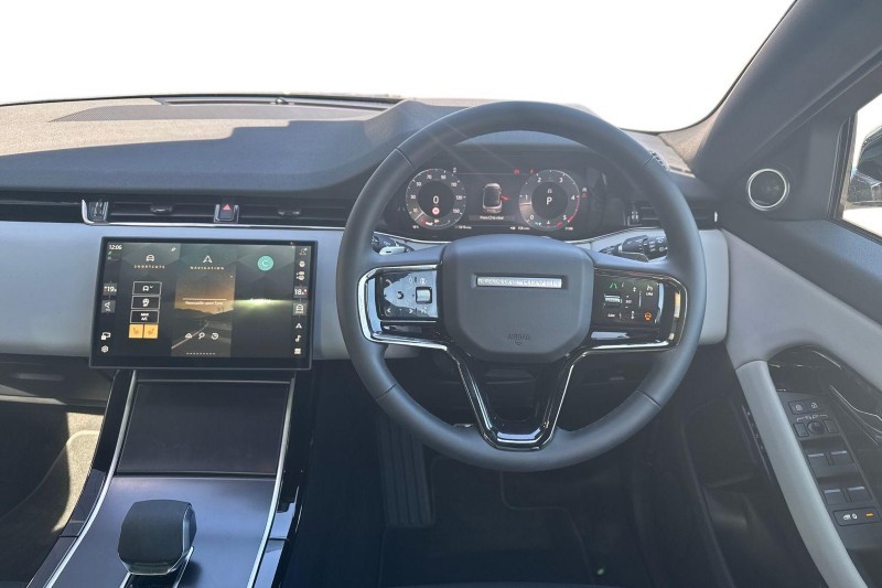 2025 (75) LAND ROVER RANGE ROVER EVOQUE 2.0 D200 Dynamic SE 5dr Auto 5290579