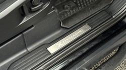 2022 (72) LAND ROVER DEFENDER 3.0 D250 X-Dynamic SE 90 3dr Auto 4826595