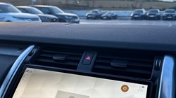 2024 (24) LAND ROVER DISCOVERY 3.0 D300 Dynamic SE 5dr Auto 4849578