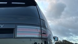 2024 (24) LAND ROVER DISCOVERY 3.0 D300 Dynamic SE 5dr Auto 4849587