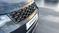 2024 (24) LAND ROVER DISCOVERY 3.0 D300 Dynamic SE 5dr Auto 4849583
