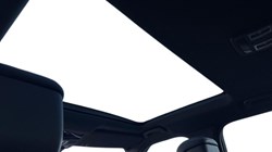 2024 (24) LAND ROVER DISCOVERY 3.0 D300 Dynamic SE 5dr Auto 4849568