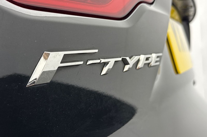 2020 (70) JAGUAR F-TYPE 2.0 P300 First Edition 2dr Auto 4898105
