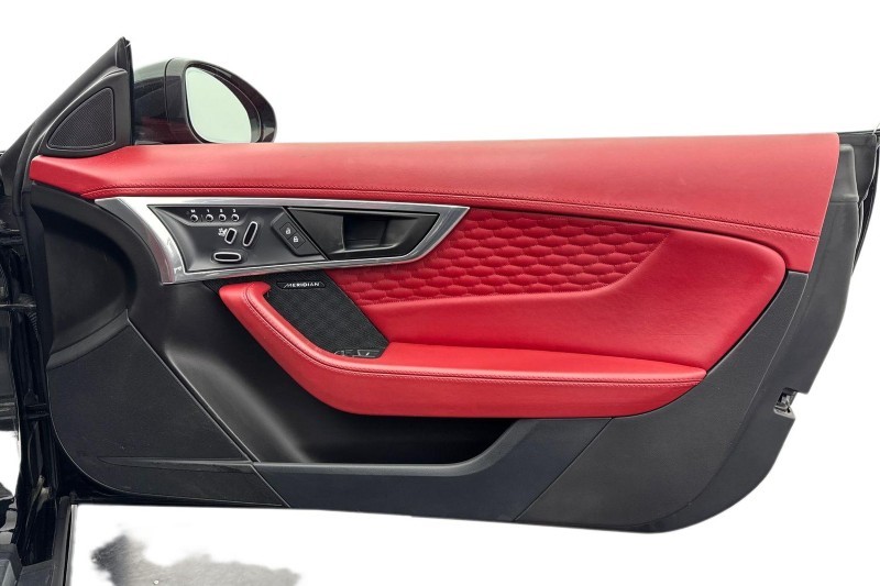 2020 (70) JAGUAR F-TYPE 2.0 P300 First Edition 2dr Auto 4898087