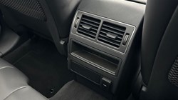 2024 (24) JAGUAR F-PACE 2.0 D200 R-Dynamic SE Black 5dr Auto AWD 4883338