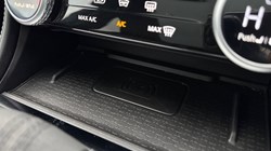 2024 (24) JAGUAR F-PACE 2.0 D200 R-Dynamic SE Black 5dr Auto AWD 4883353