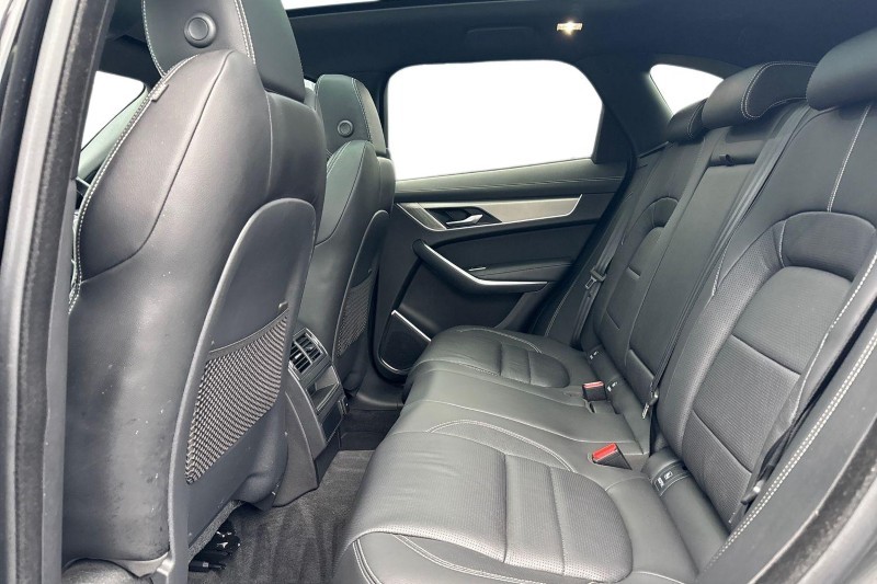 2024 (24) JAGUAR F-PACE 2.0 D200 R-Dynamic SE Black 5dr Auto AWD 4883324