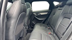 2024 (24) JAGUAR F-PACE 2.0 D200 R-Dynamic SE Black 5dr Auto AWD 4883324