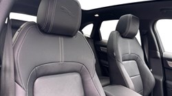 2024 (24) JAGUAR F-PACE 2.0 D200 R-Dynamic SE Black 5dr Auto AWD 4883346