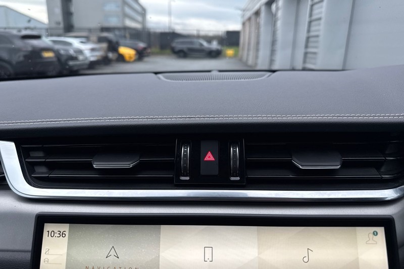 2024 (24) JAGUAR F-PACE 2.0 D200 R-Dynamic SE Black 5dr Auto AWD 4883352