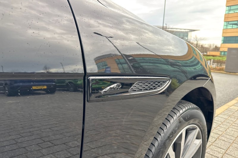 2024 (24) JAGUAR F-PACE 2.0 D200 R-Dynamic SE Black 5dr Auto AWD 4883340