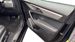 2024 (24) JAGUAR F-PACE 2.0 D200 R-Dynamic SE Black 5dr Auto AWD 4883342