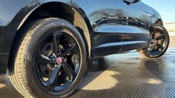 2022 (22) JAGUAR F-PACE 2.0 D200 R-Dynamic S 5dr Auto AWD 4852010