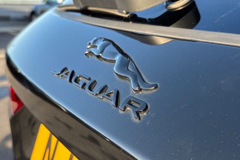 2022 (22) JAGUAR F-PACE 2.0 D200 R-Dynamic S 5dr Auto AWD 4852007