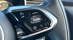 2022 (22) JAGUAR F-PACE 2.0 D200 R-Dynamic S 5dr Auto AWD 4851994